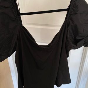 Cute shirt with puffy sleeves